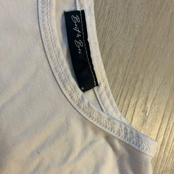 Bundle, cute shirts - Picture 3 of 4